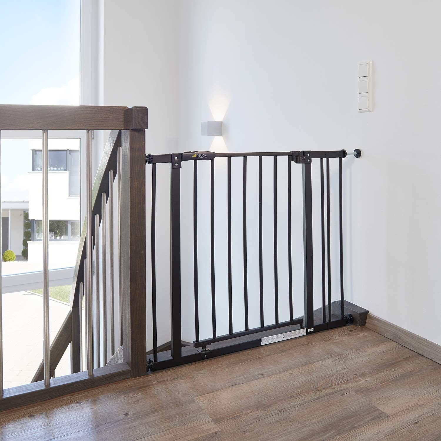 Comment choisir une barrière de sécurité pour escalier sans mur ? - Barriere  escalier